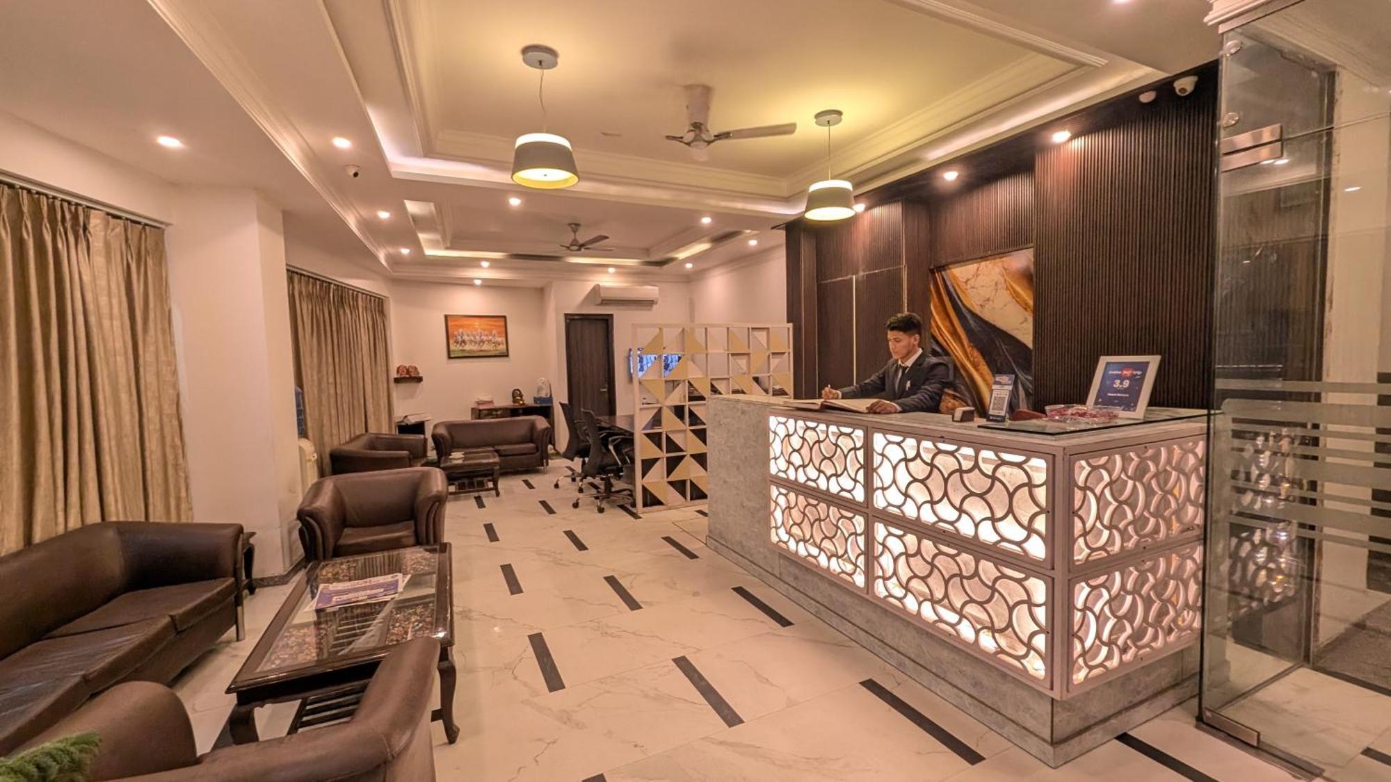 Hotel The Almora By Rs Global Near By Delhi International Airport With - Free Airport Drop Νέο Δελχί Εξωτερικό φωτογραφία