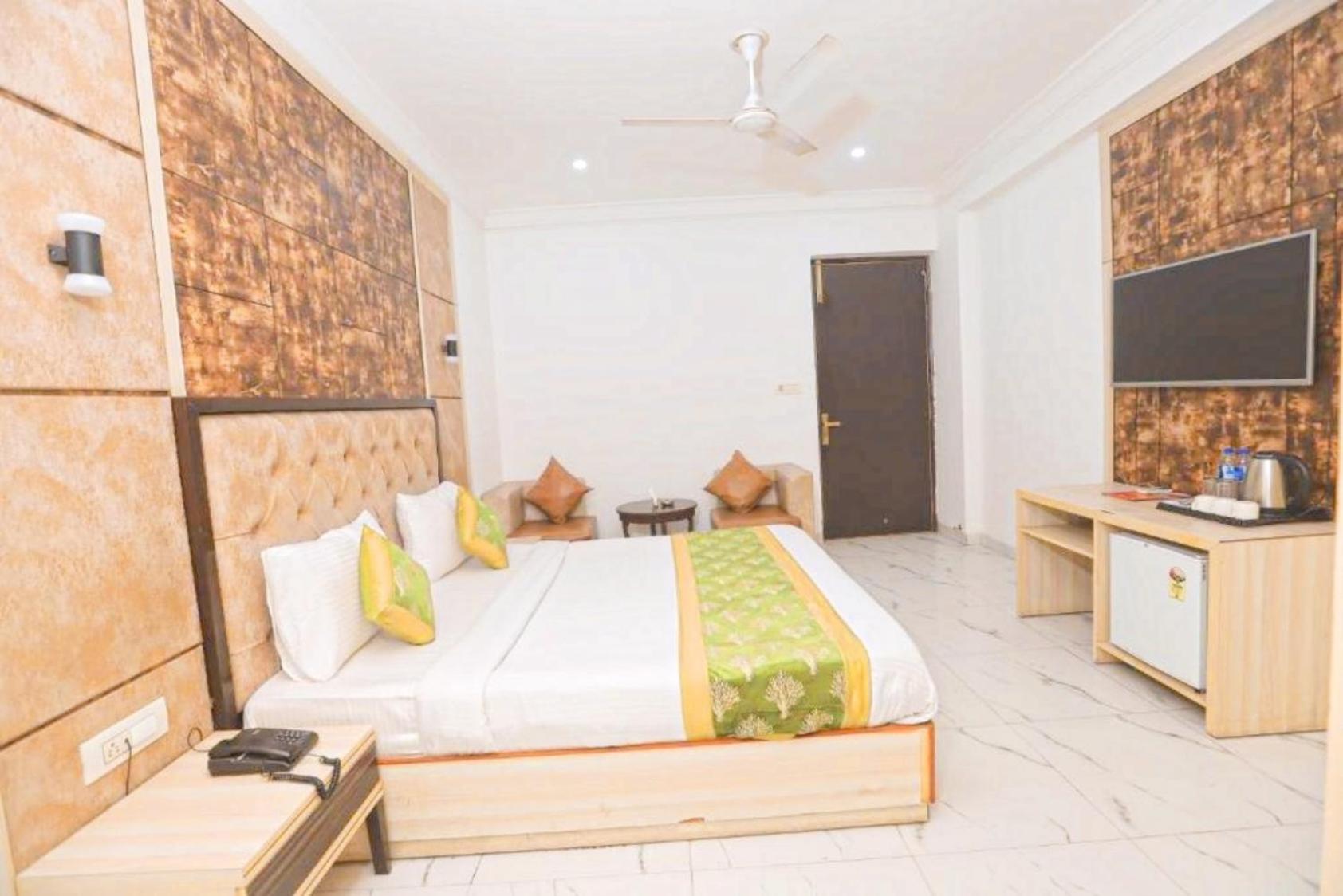 Hotel The Almora By Rs Global Near By Delhi International Airport With - Free Airport Drop Νέο Δελχί Εξωτερικό φωτογραφία