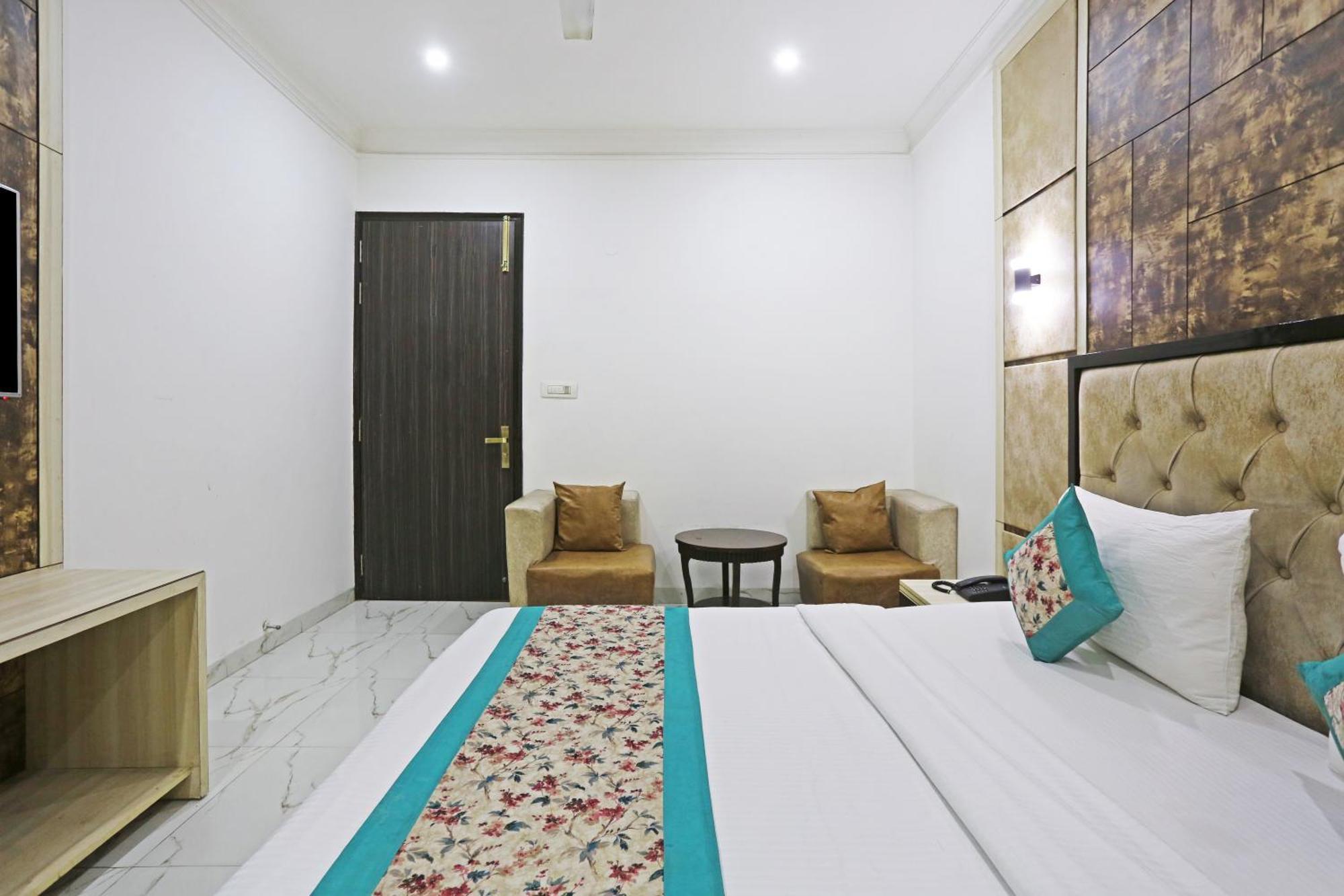 Hotel The Almora By Rs Global Near By Delhi International Airport With - Free Airport Drop Νέο Δελχί Εξωτερικό φωτογραφία