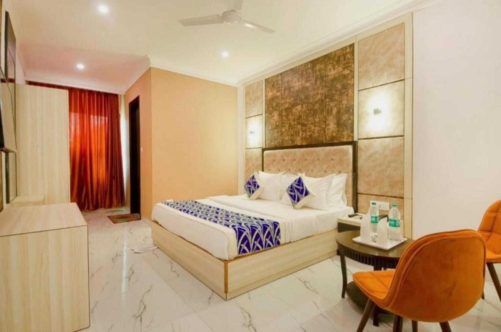 Hotel The Almora By Rs Global Near By Delhi International Airport With - Free Airport Drop Νέο Δελχί Εξωτερικό φωτογραφία