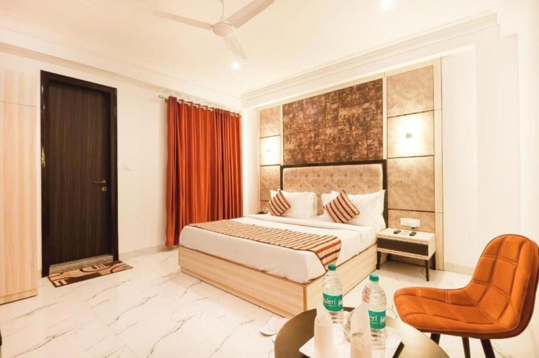 Hotel The Almora By Rs Global Near By Delhi International Airport With - Free Airport Drop Νέο Δελχί Εξωτερικό φωτογραφία